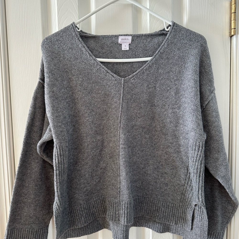 Auden Heather Gray V-Neck Sweater